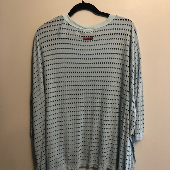 Fun eyelet tunic/top. 3/4 sleeve. By Hard Tail. Med to Large. Sea foam green. - Picture 1 of 3
